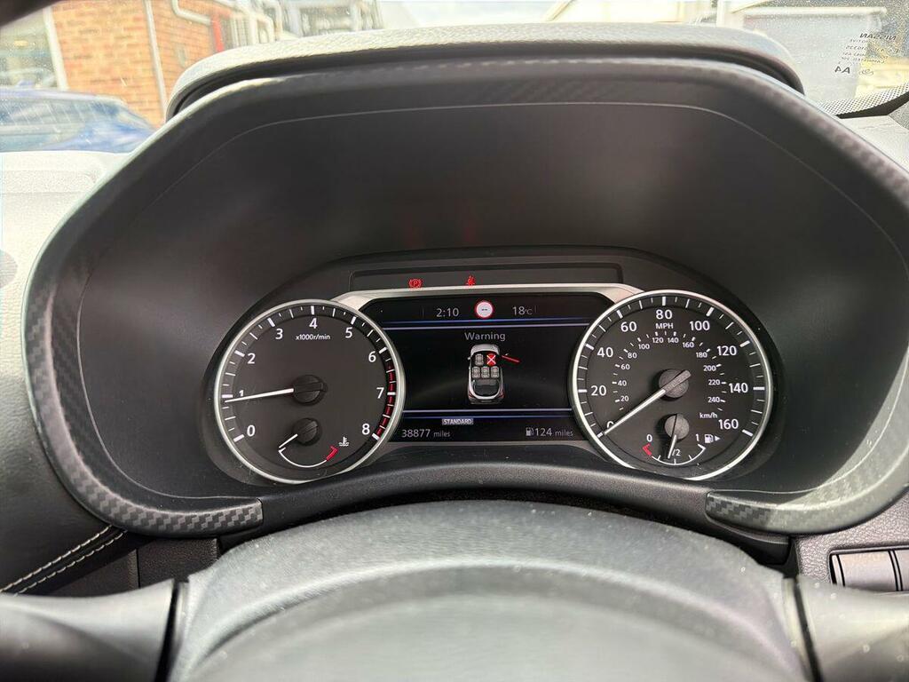 Nissan Juke N-connecta Grey #21