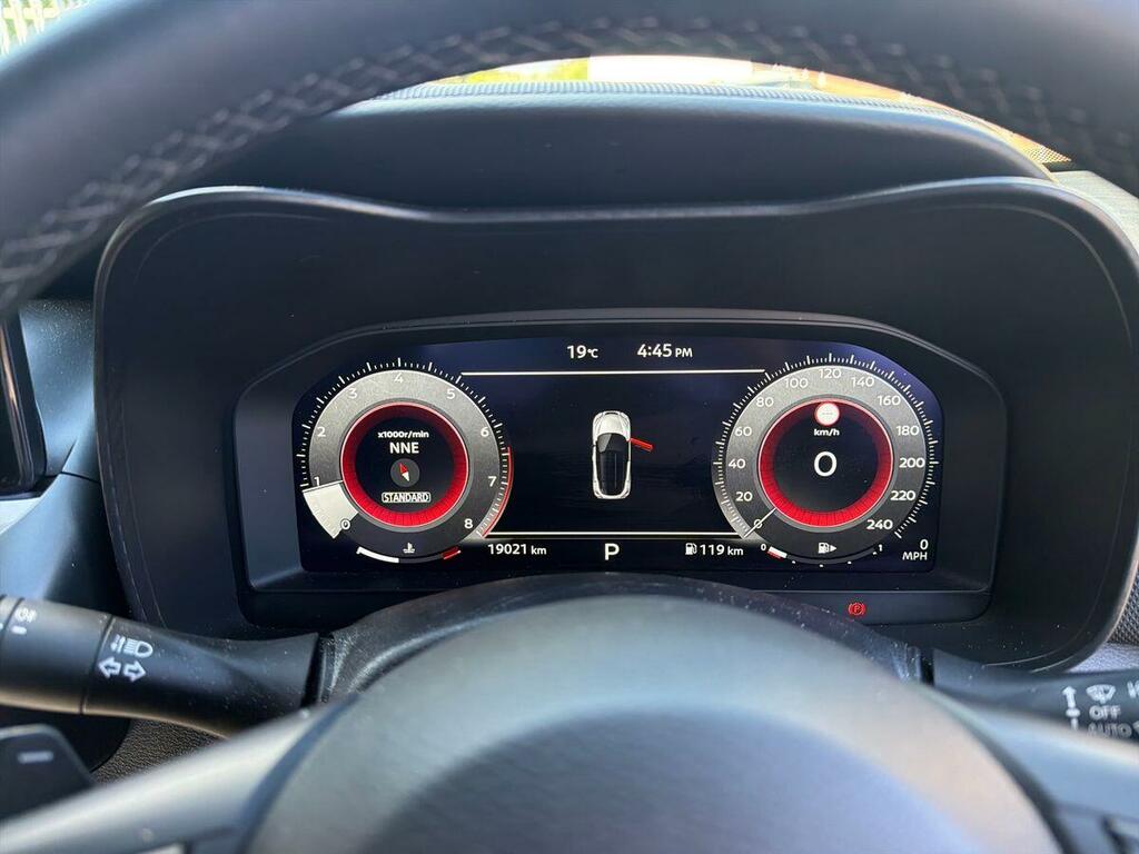 Nissan Juke Acenta Premium Black #21
