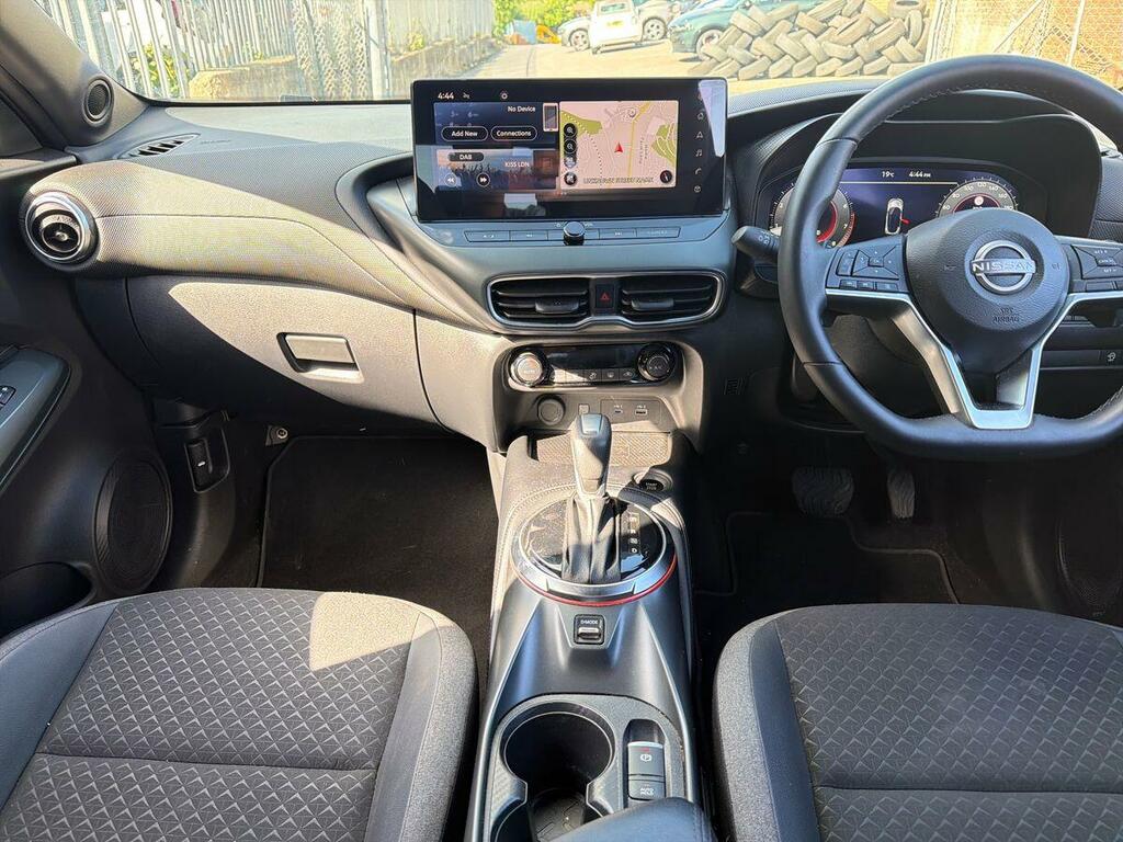 Nissan Juke Acenta Premium Black #15