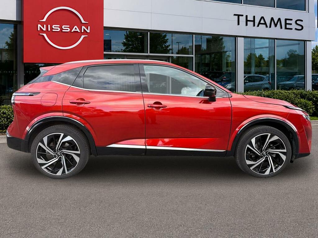 Nissan Qashqai 1.3 1.3 Dig-t Mhev Tekna Xtron Euro 6 Ss OV75AXU Red #2