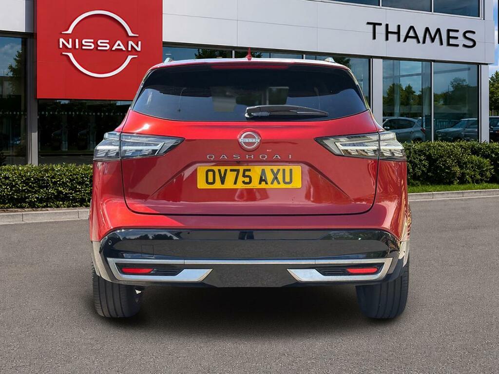Nissan Qashqai 1.3 1.3 Dig-t Mhev Tekna Xtron Euro 6 Ss OV75AXU Red #4
