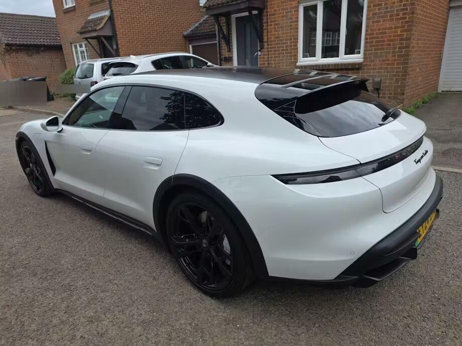 Porsche Taycan Performance Plus 93.4Kwh Turbo Cross Turismo E  #3