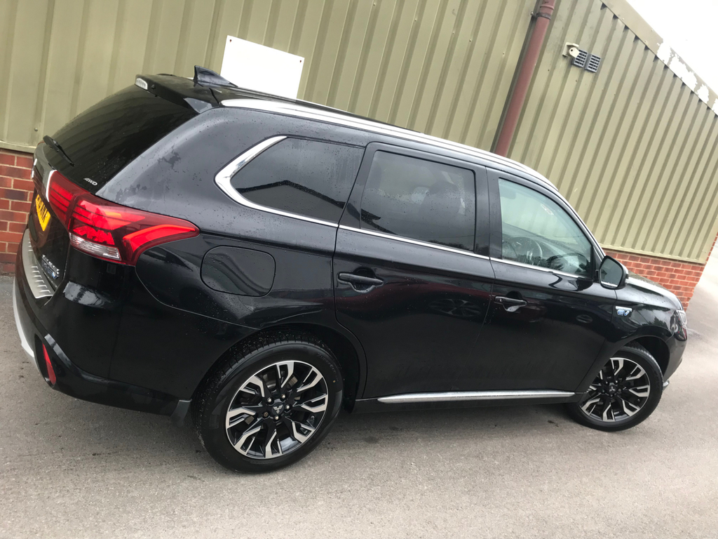 Mitsubishi Outlander 2.0H 12Kwh Gx4h Suv Plug-in Hybrid Cvt #2