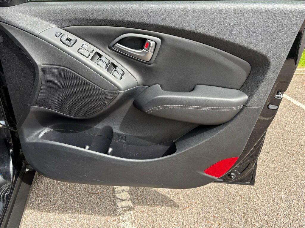 Hyundai Ix35 Suv Black #35