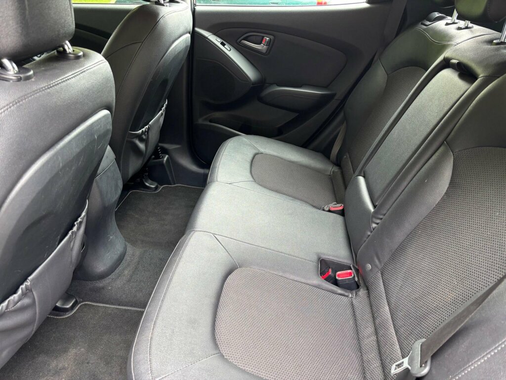 Hyundai Ix35 Suv Black #11