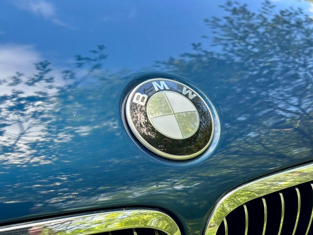 BMW 3 Series  Black #22