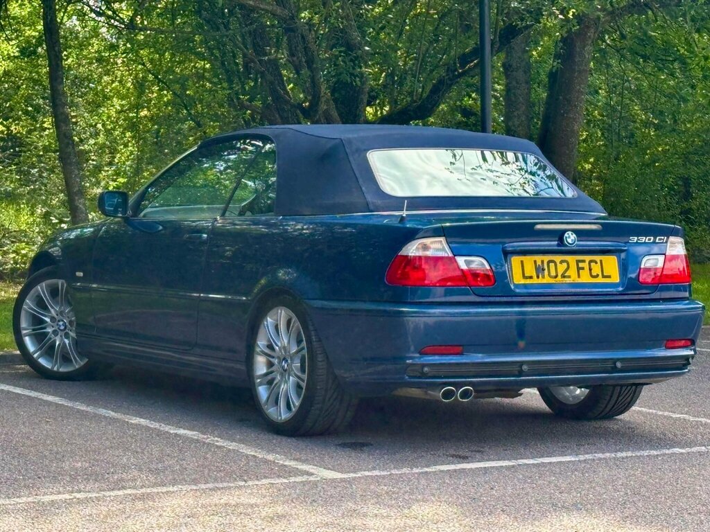 BMW 3 Series  Black #4