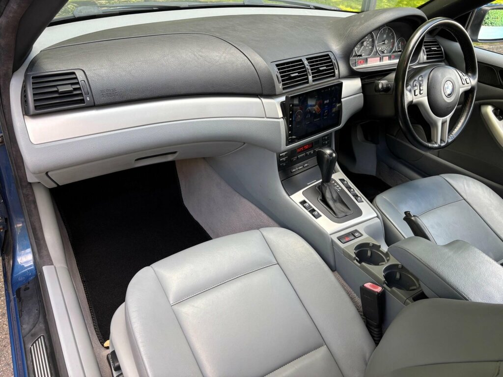 BMW 3 Series  Black #6