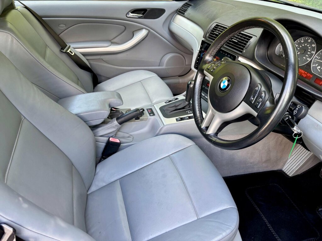 BMW 3 Series  Black #15