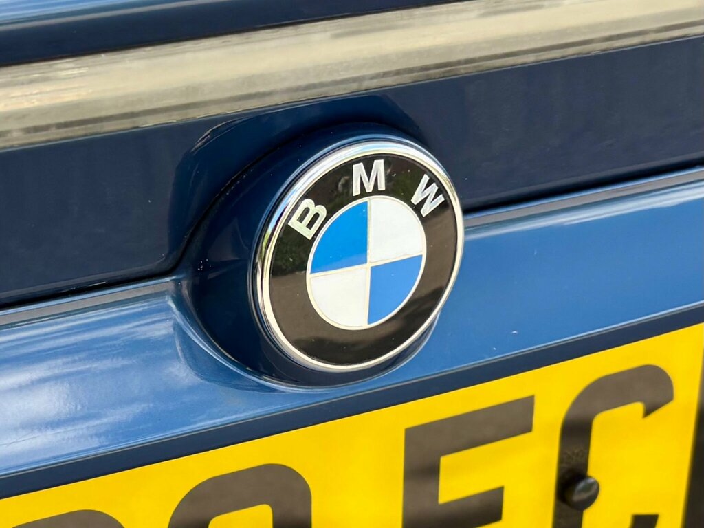 BMW 3 Series  Black #31