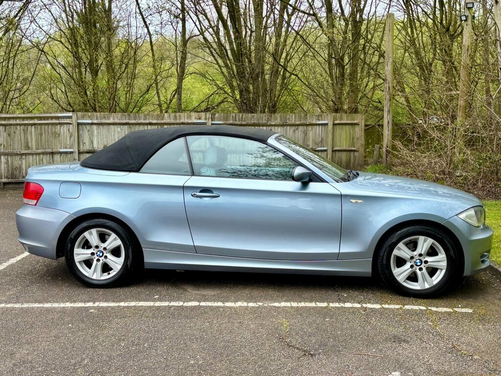 BMW 1 Series  Black #18