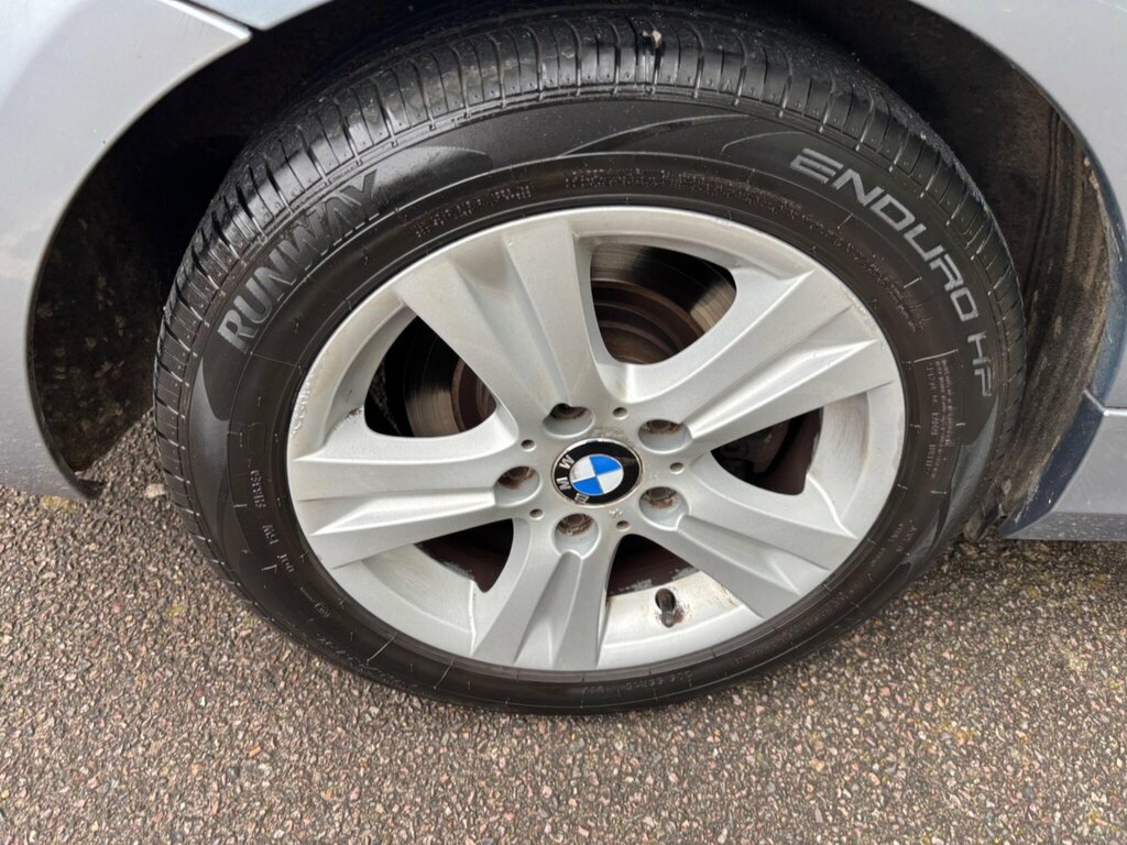 BMW 1 Series  Black #51