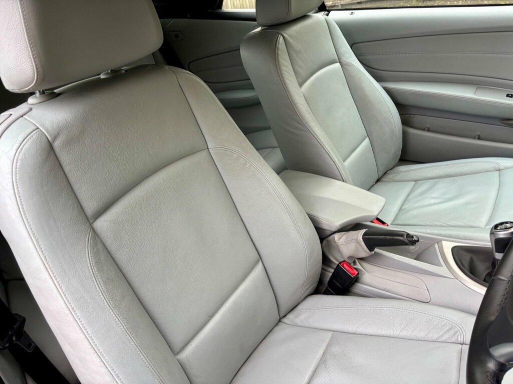 BMW 1 Series  Black #9
