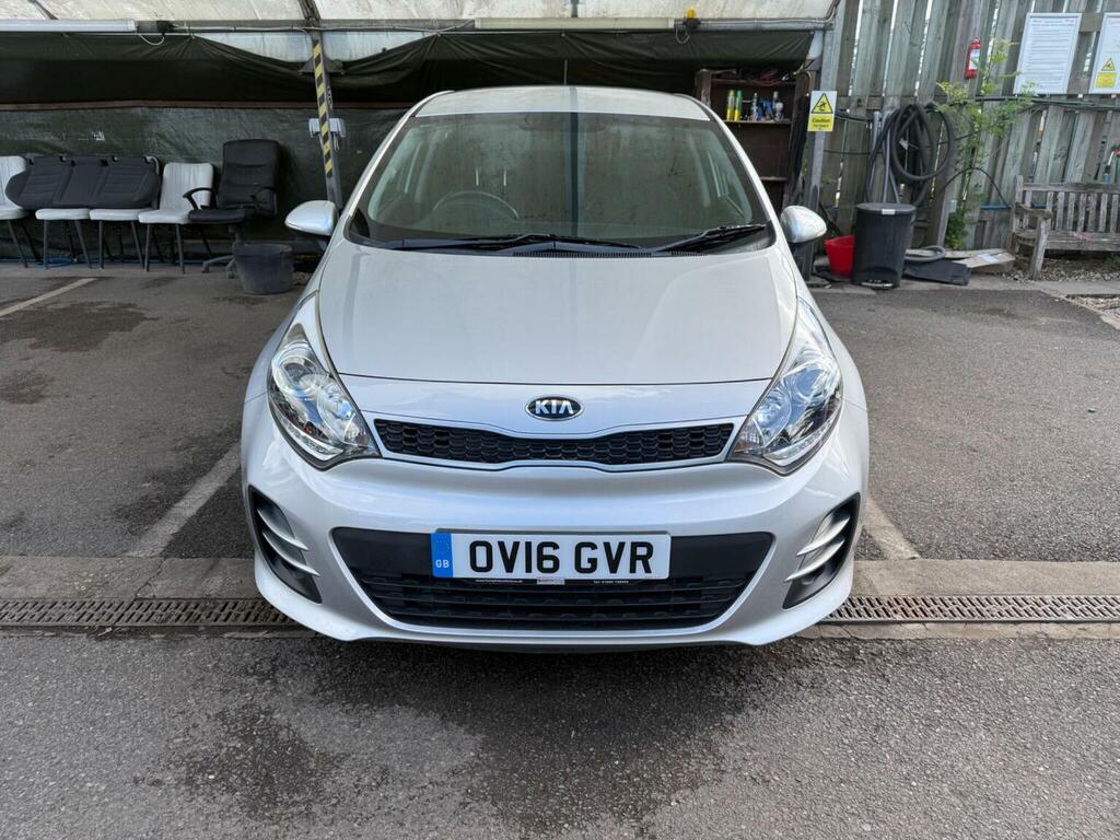 Kia RIO Hatchback 1.4 3 Euro 6 201616 Silver