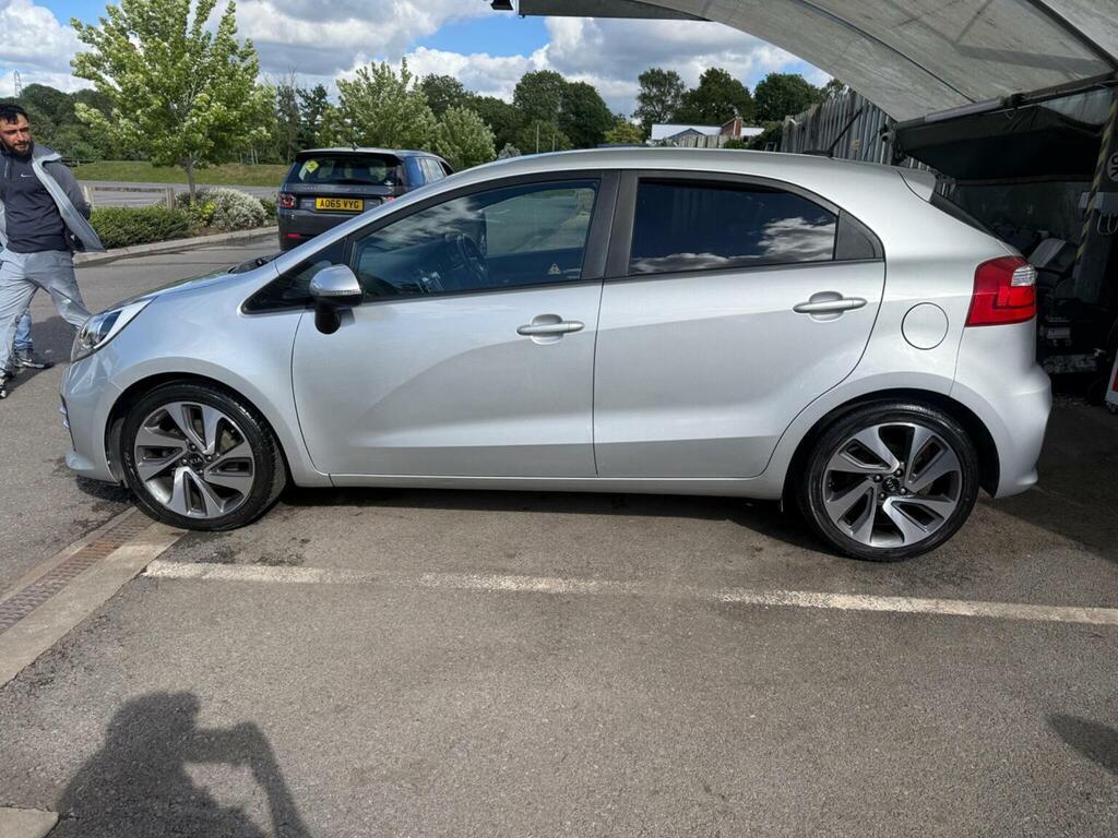 Kia RIO Hatchback 1.4 3 Euro 6 201616 Silver #3