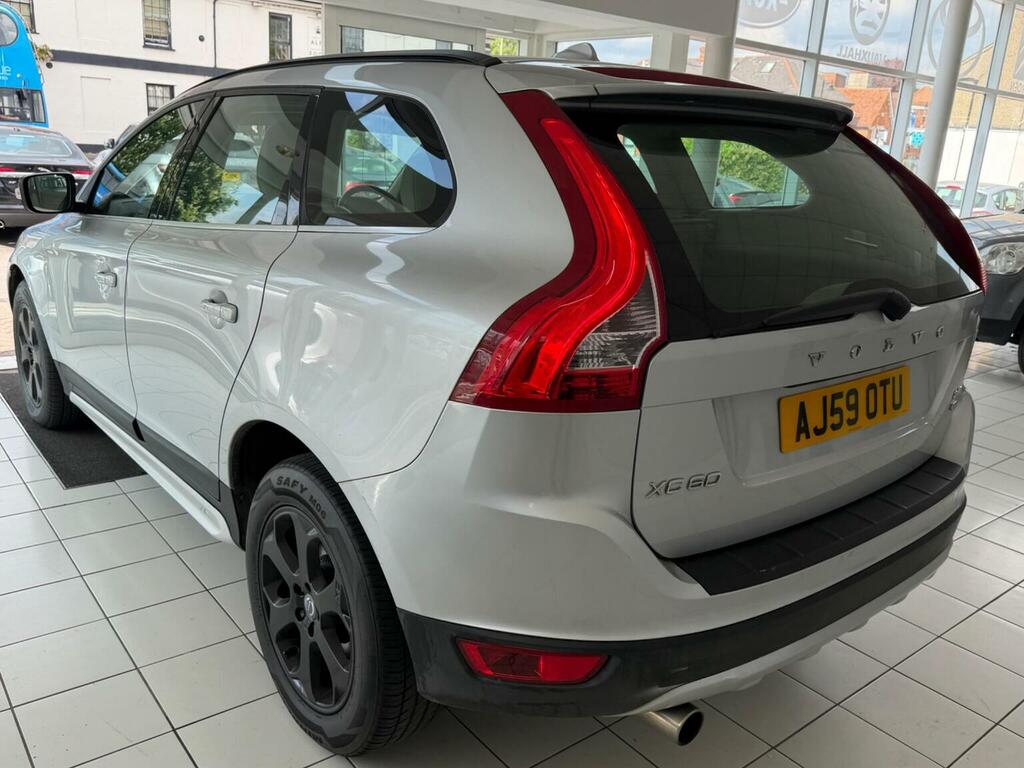 Volvo XC60 2.4D S Blue #4