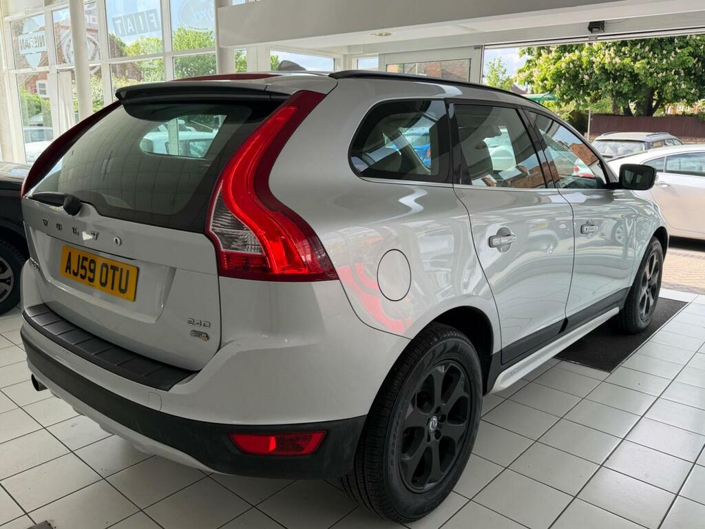 Volvo XC60 2.4D S Blue #9