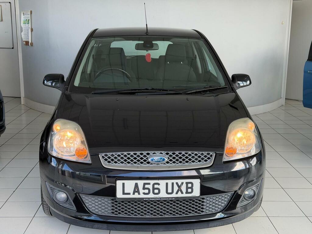Ford Fiesta 1.4 Zetec Climate Black #2