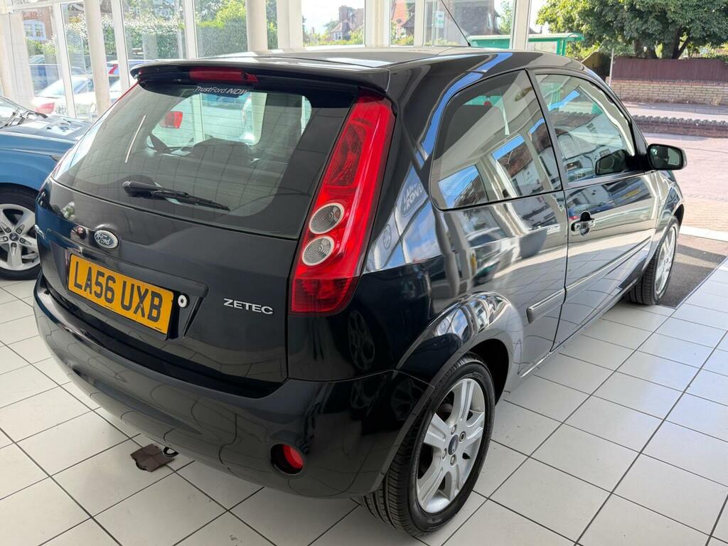 Ford Fiesta 1.4 Zetec Climate Black #6
