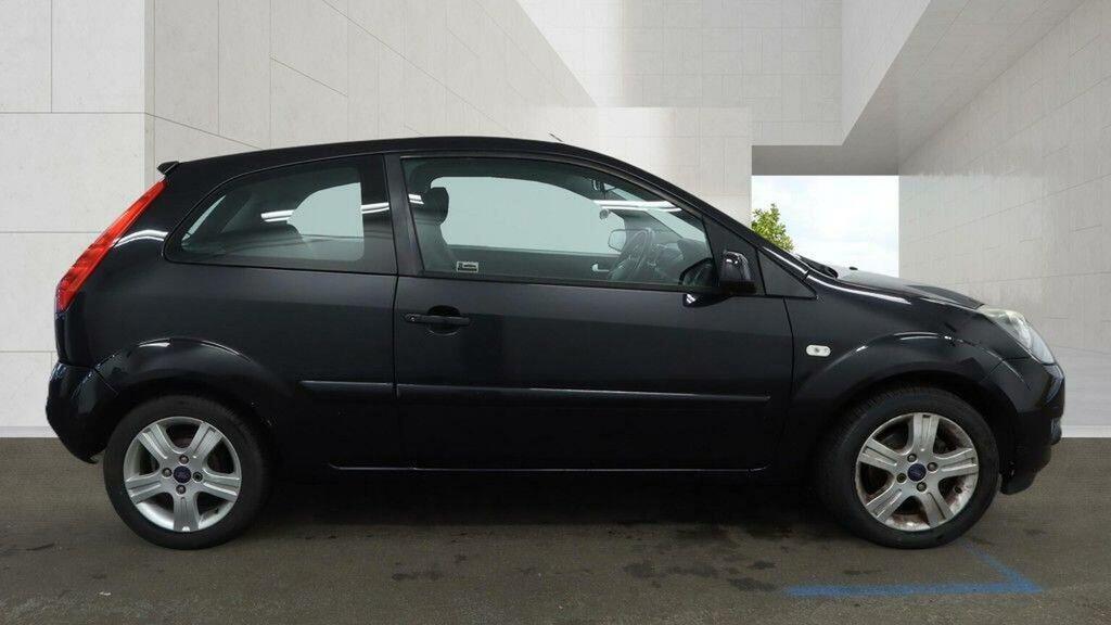 Ford Fiesta Hatchback 1.4 Zetec Climate 200756 Black #5