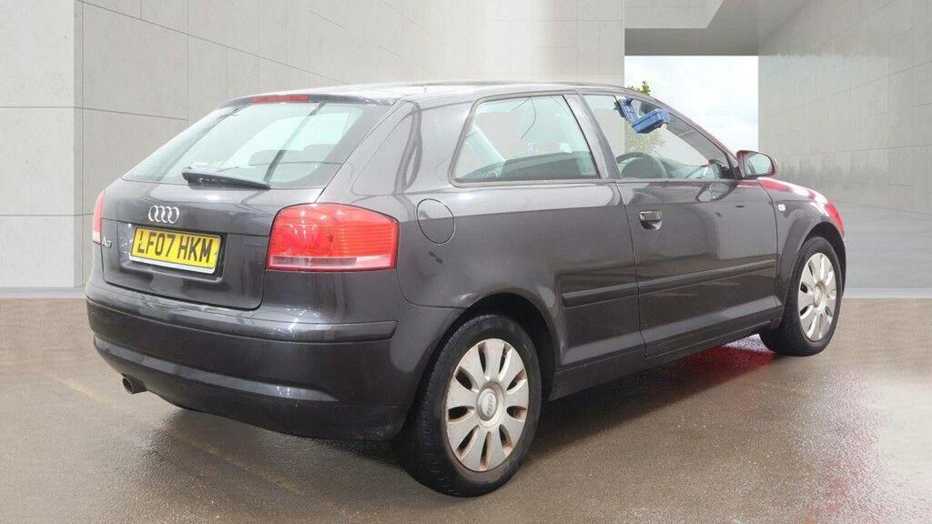 Audi A3 S Line Tdi Sportback Red #4