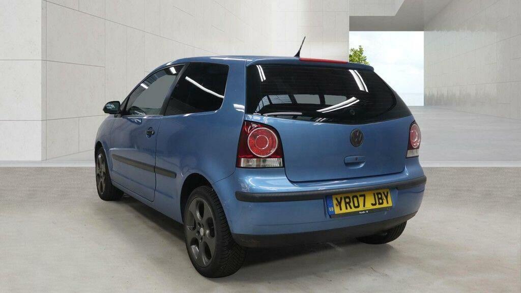 Volkswagen Polo 1.2 E Blue #4