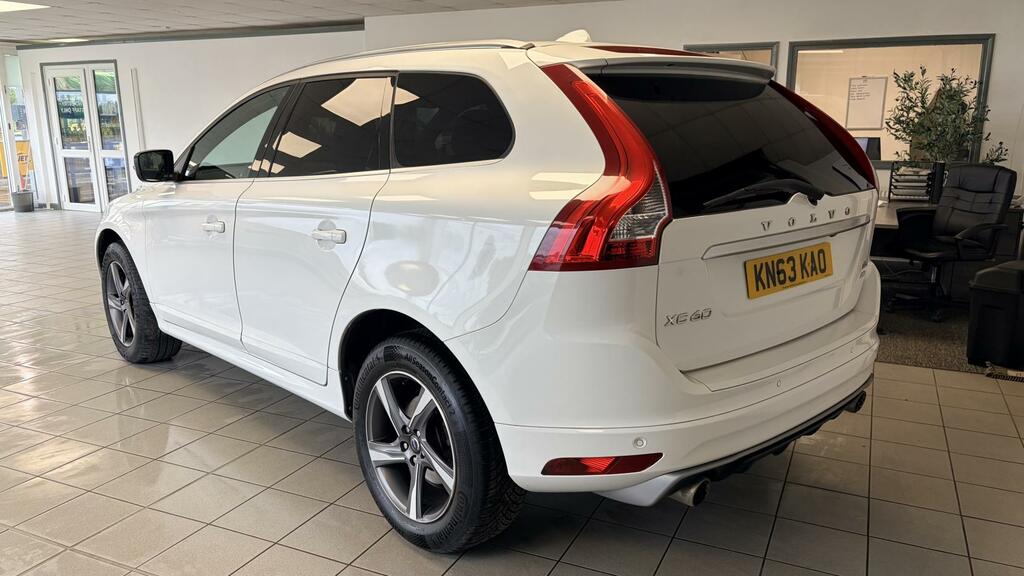 Volvo XC60 2.4 D5 R-design Lux Nav Suv Geartronic KN63KAO White #5
