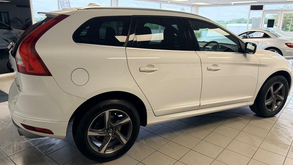 Volvo XC60 2.4 D5 R-design Lux Nav Suv Geartronic KN63KAO White #6