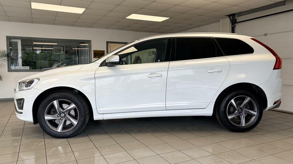 Volvo XC60 2.4 D5 R-design Lux Nav Suv Geartronic KN63KAO White #2