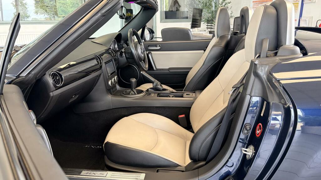 Mazda MX-5 2.0I Sport Tech Roadster Euro 5 Black #17