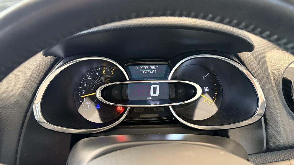 Renault Clio Hatchback White #28