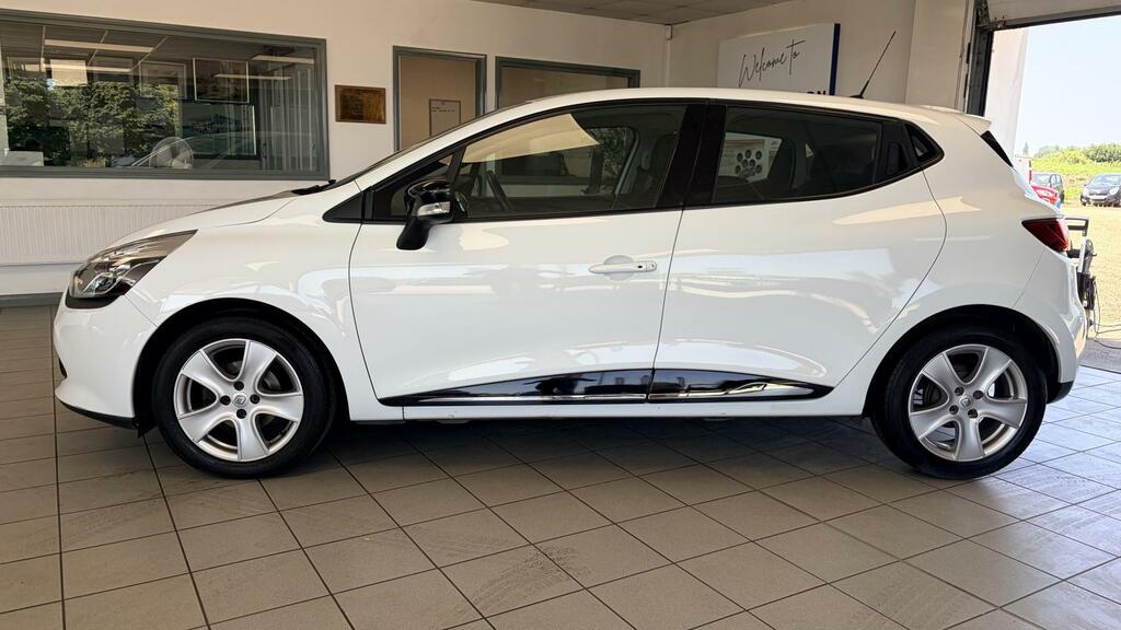 Renault Clio Dynamique Medianav White #2