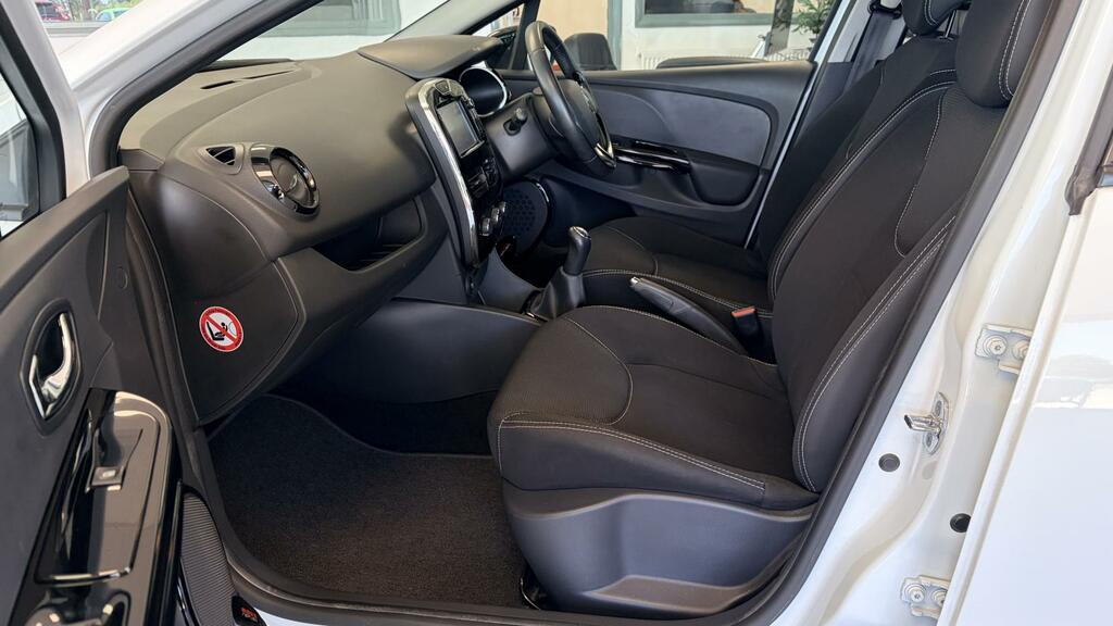 Renault Clio Hatchback White #24
