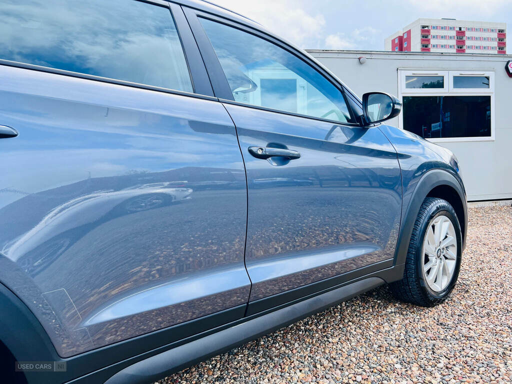 Hyundai Tucson 1.7 Crdi Blue Drive Se 2Wd Grey #6