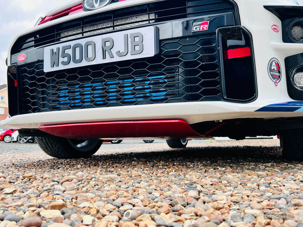 Toyota Yaris Dynamic 1.5 Hybrid Silver #11
