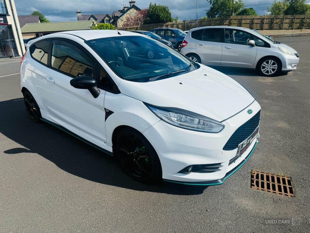 Ford Fiesta 1.6 Ecoboost St-3 IKZ888 White #3