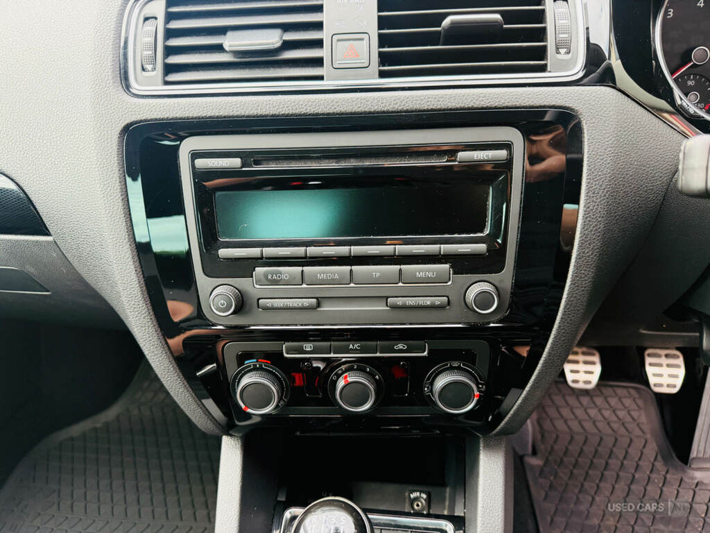 Volkswagen Jetta 2.0 Tdi 150 Gt Grey #16