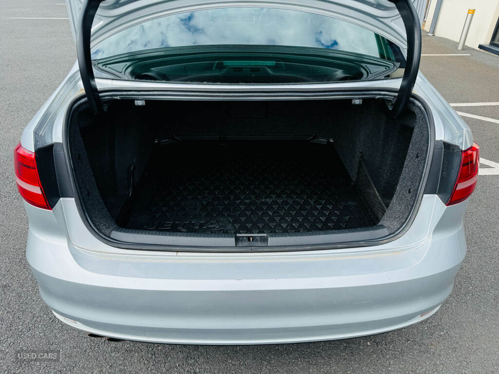 Volkswagen Jetta 2.0 Tdi 150 Gt Grey #8