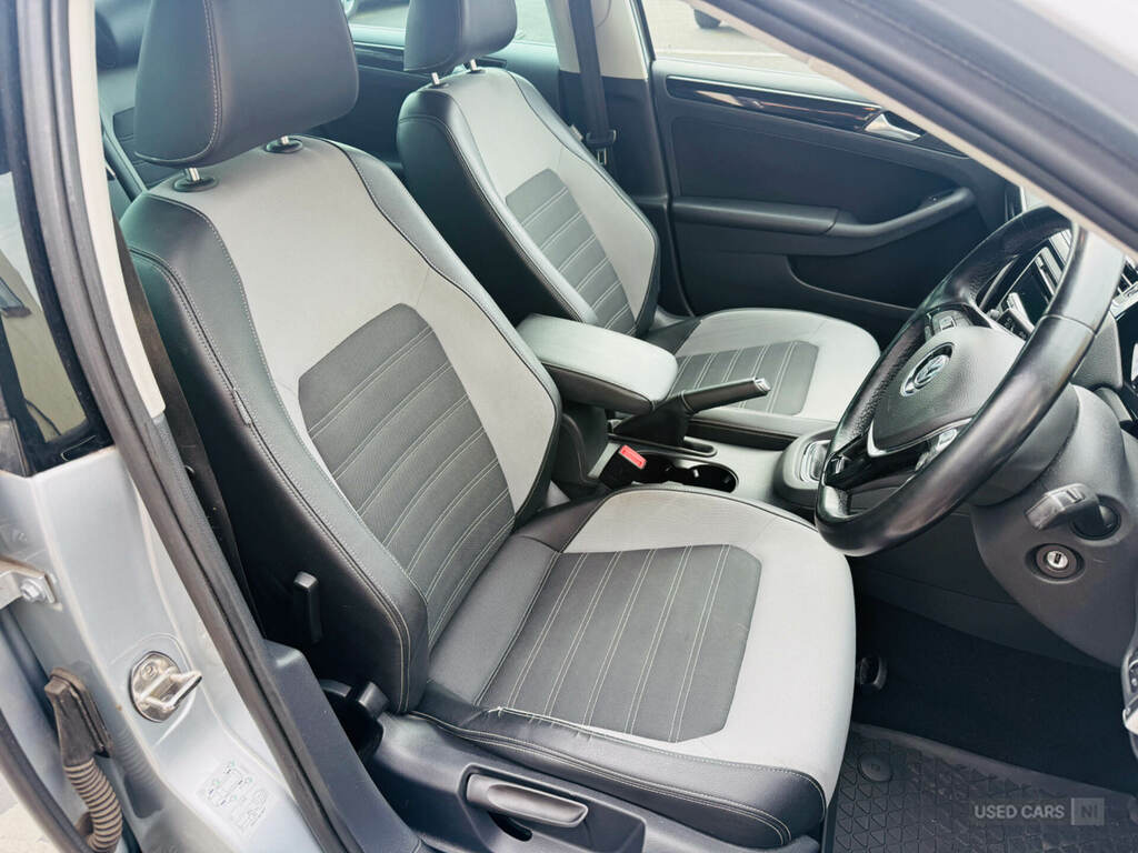 Volkswagen Jetta 2.0 Tdi 150 Gt Grey #11