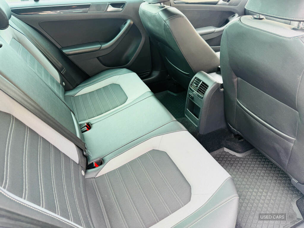Volkswagen Jetta 2.0 Tdi 150 Gt Grey #12