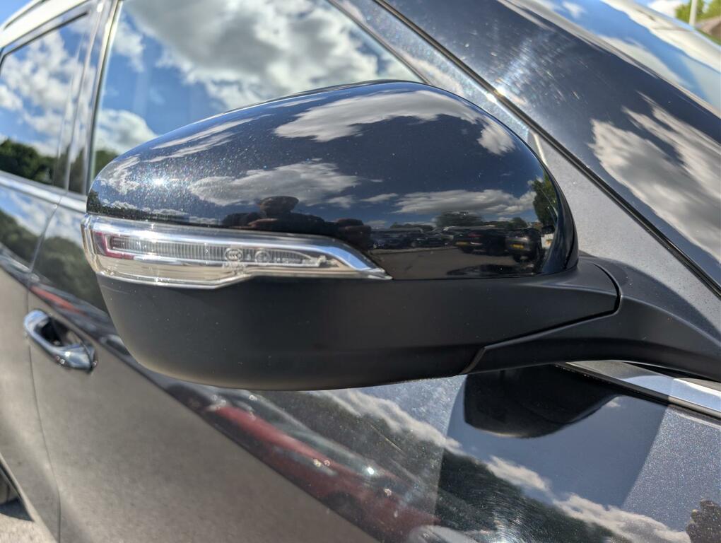 SsangYong Tivoli XLV 1.6 Ultimate 126 Bhp Black #13