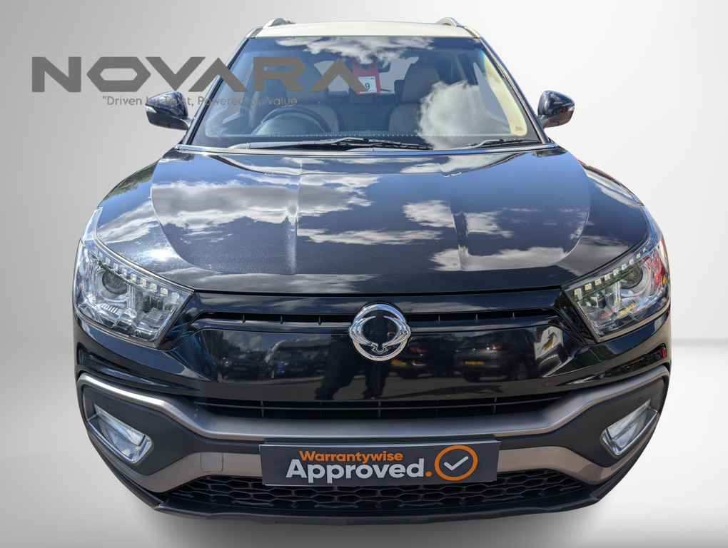 SsangYong Tivoli XLV 1.6 Ultimate 126 Bhp Black #11