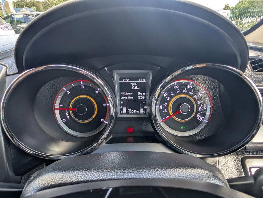 SsangYong Tivoli XLV 1.6 Ultimate 126 Bhp Black #29