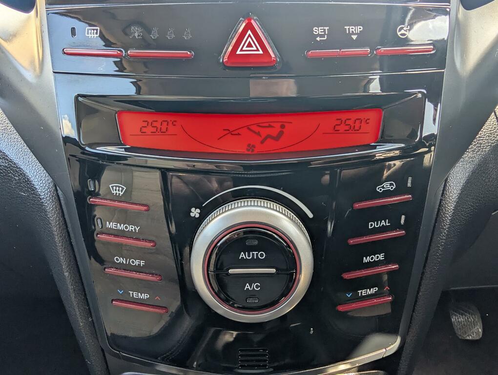SsangYong Tivoli XLV 1.6 Ultimate 126 Bhp Black #31