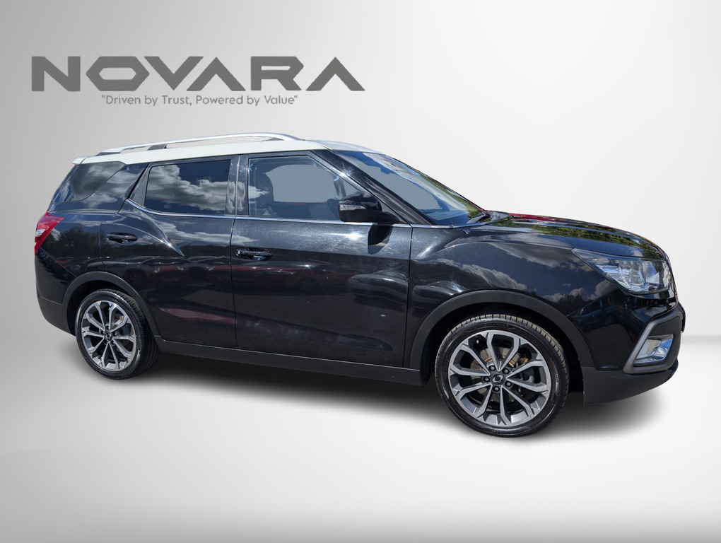SsangYong Tivoli XLV 1.6 Ultimate 126 Bhp Black #8