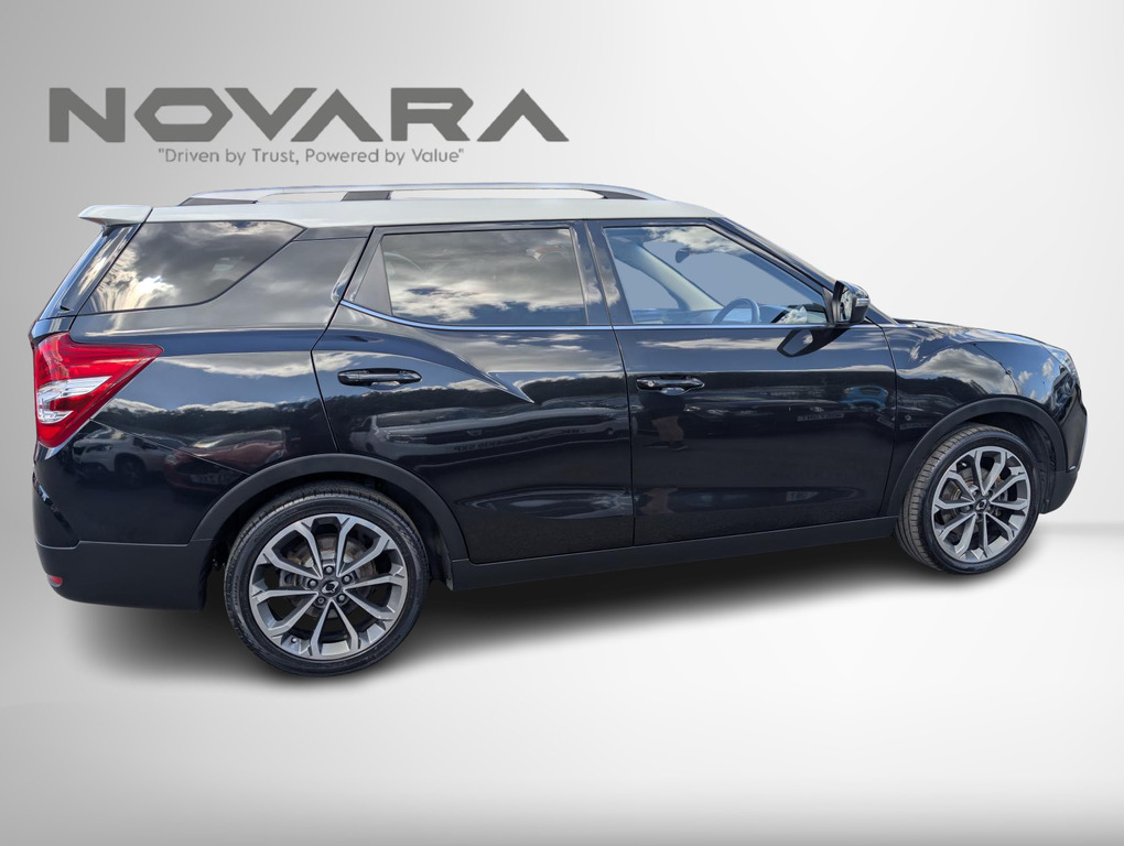 SsangYong Tivoli XLV 1.6 Ultimate 126 Bhp Black #7