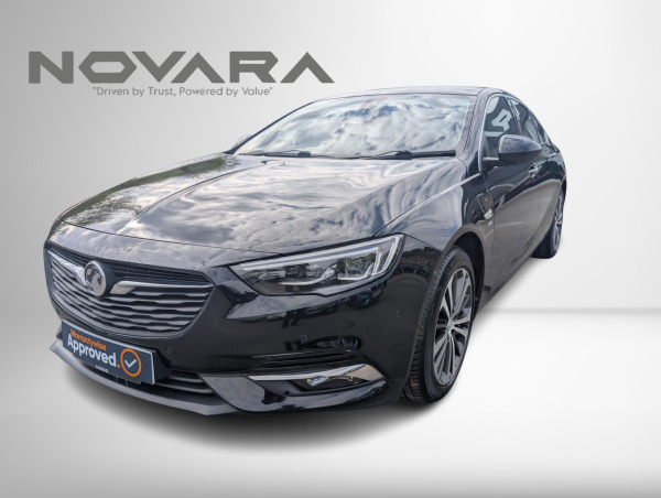 Vauxhall Insignia Design Red