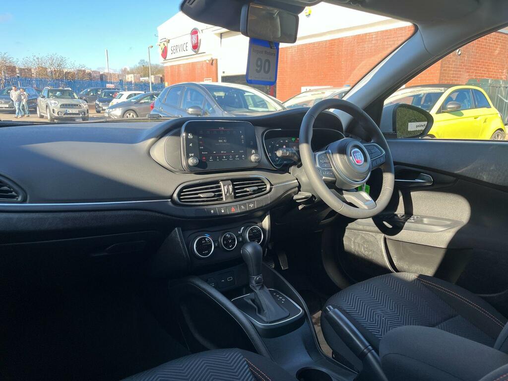 Fiat Tipo 1.5 Firefly Turbo Mhev Cross Hatchback #15