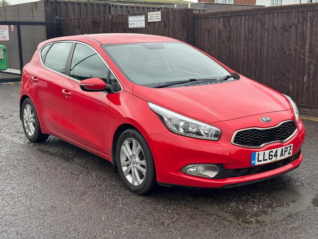 Kia Ceed 1.6 Gdi Ecodynamics 2 Euro 5 Ss Red
