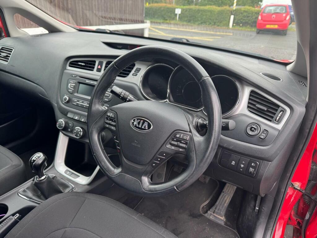 Kia Ceed 1.6 Gdi Ecodynamics 2 Euro 5 Ss Red #6